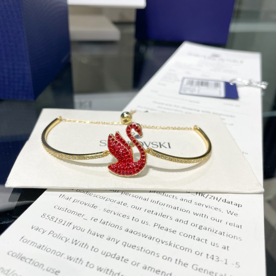 Swarovski Iconic Swan Bangle Swan Red Gold Tone Plated 5649774