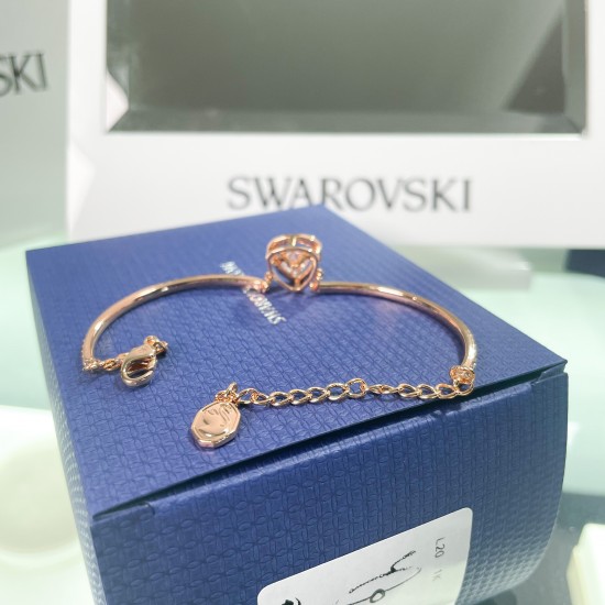 Swarovski Millenia Bangle Trilliant Cut White Rose Gold Tone Plated 5640555