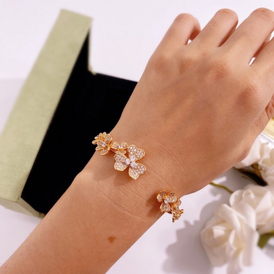 Van Cleef & Arpels Frivole Silver And Gold Bracelets 3 Colors