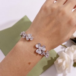 Van Cleef & Arpels Frivole Silver And Gold Bracelets 3 Colors 