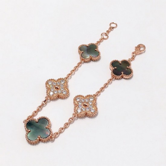 Van Cleef & Arpels Sweet Alhambra Rose Gold/Green VCA Bracelets