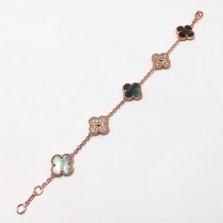 Van Cleef & Arpels Sweet Alhambra Rose Gold/Green VCA Bracelets 