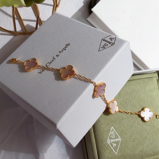 Van Cleef & Arpels Sweet Alhambra Rose Gold/VCA Bracelets