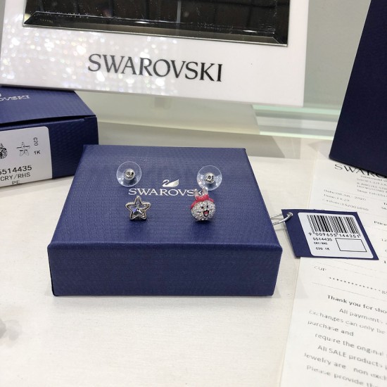 Swarovski Line Friends Healthy Stud Pierced Earrings White