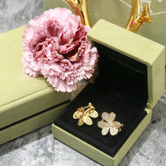 Van Cleef & Arpels Frivole Of Rose Gold/Silver VCA Earrings Gold 3 Colors