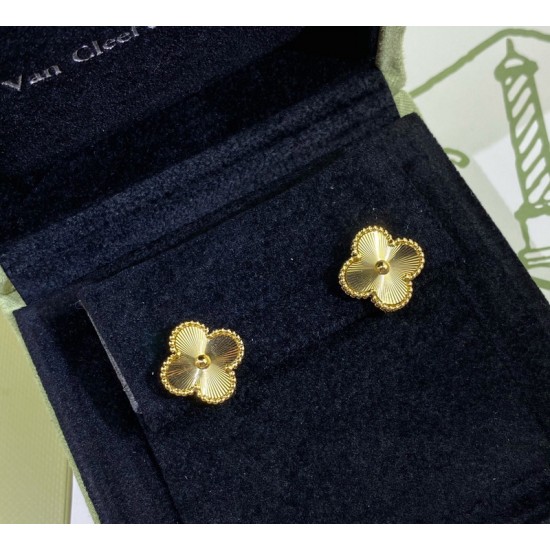 Van Cleef & Arpels Sweet Alhambra Of Gold VCA Earrings And Silver 2 Colors