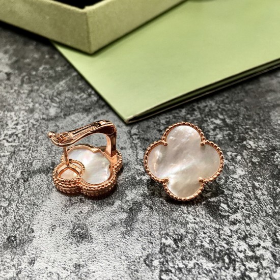 Van Cleef & Arpels Sweet Alhambra Of Rose Gold VCA Earrings Gold/Silver 12 Colors