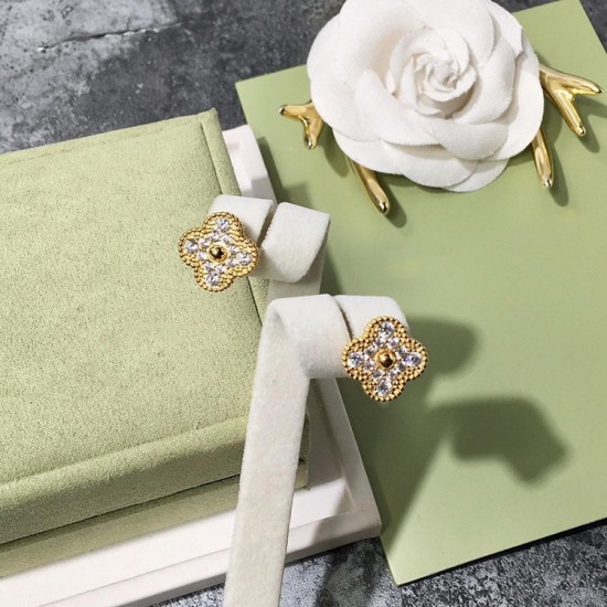 Van Cleef & Arpels Sweet Alhambra Rose Gold VCA Earrings Silver And Gold 3 Colors