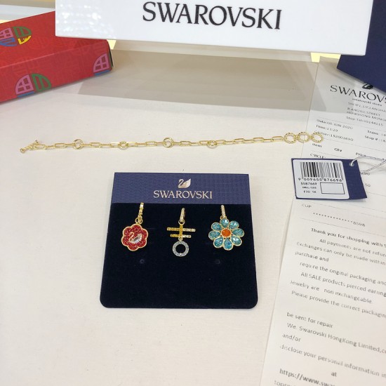 Swarovski Flower of Fortune Set Necklace Gold