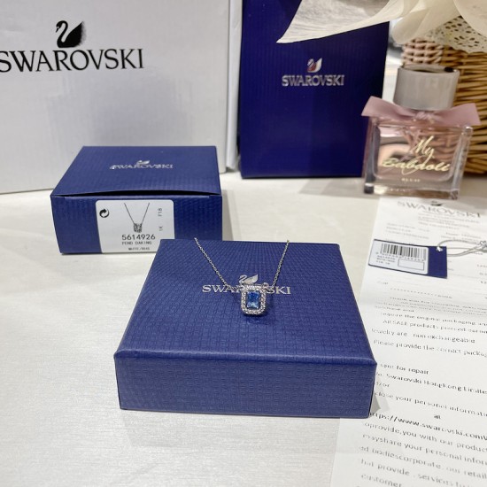 Swarovski Millenia Necklace Square Blue