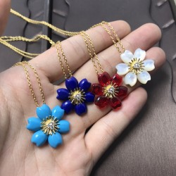 Van Cleef & Arpels Rose De Noel Of Blue/VCA Necklaces White Red 4 Colors 