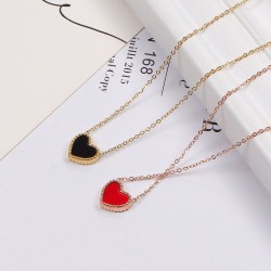 Van Cleef & Arpels Sweet Alhambra Gold Of VCA Necklaces Red Black 