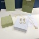 Van Cleef & Arpels Sweet Alhambra Of Gold VCA Necklaces White