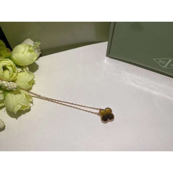 Van Cleef & Arpels Sweet Alhambra Of Rose Gold VCA Necklaces White Gold