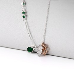 Van Cleef & Arpels Sweet Alhambra Of Silver/VCA Necklaces Green 