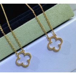 Van Cleef & Arpels Vintage Alhambra Gold Of VCA Necklaces 