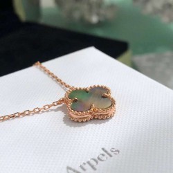 Van Cleef & Arpels Vintage Alhambra Of Rose Gold/VCA Necklaces Green 