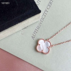 Van Cleef & Arpels Vintage Alhambra Rose Gold Of VCA Necklaces White 