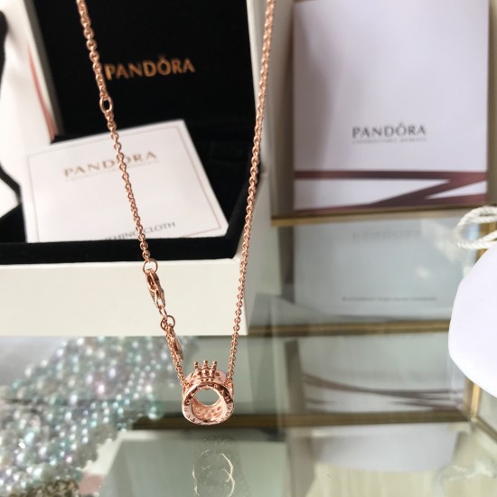 Pandora Crown letter O Necklace Rose Gold