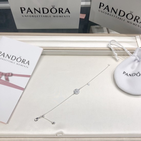 Pandora Sparkling Family Tree Necklace 397780CZ