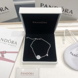 Pandora Sparkling Family Tree Necklace 397780CZ