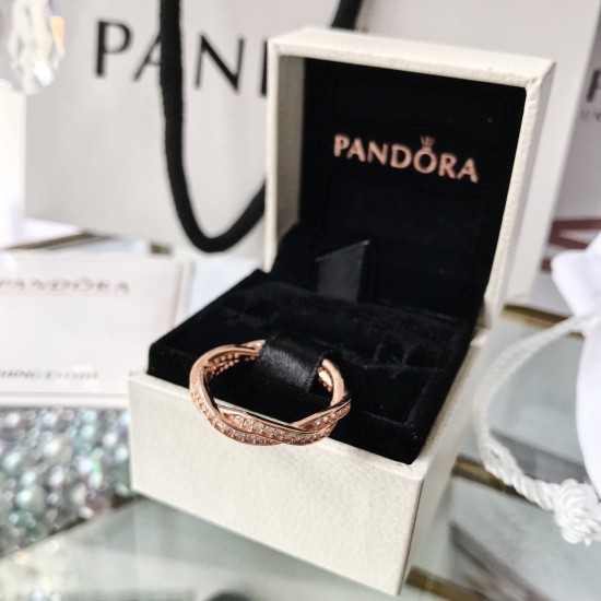 Pandora Sparkling Twisted Lines Ring 180892CZ-60