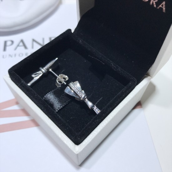 Pandora Gorgeous Bow Bangle Sterling Silver