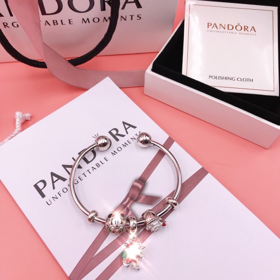 Pandora Mickey Christmas Bangle Sterling Silver