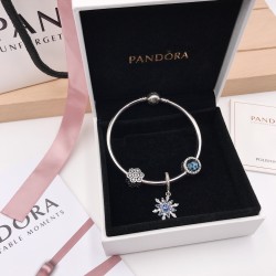 Pandora Blue Crystal Snowflake Bangle Sterling Silver