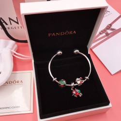 Pandora Mickey Christmas Bangle Sterling Silver