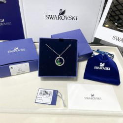 Swarovski Dellium Pendant 5645370 Round Shape Bamboo Green Silver Necklace