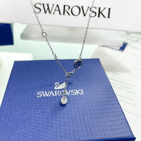 Swarovski Gema 520 Pendant 5653008 Heart Blue Rhodium Plated Necklace