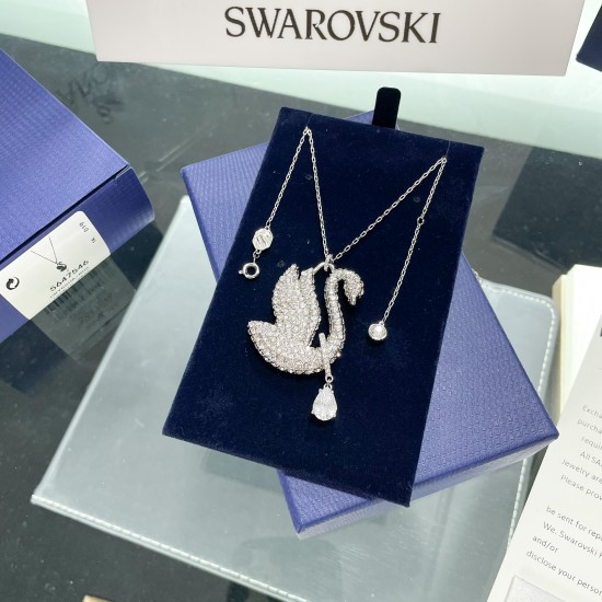 Swarovski Iconic Swan Pendant 5647546 Swan White Silver Necklace