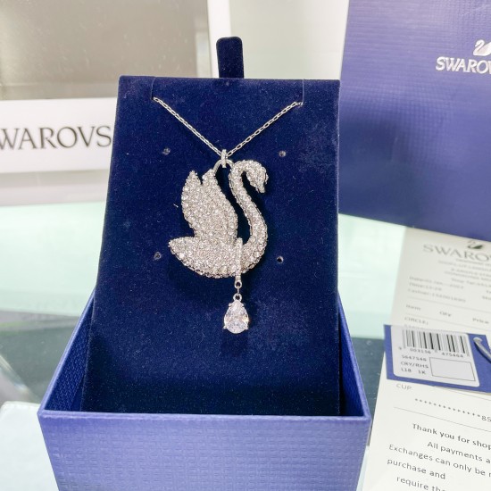 Swarovski Iconic Swan Pendant 5647546 Swan White Silver Necklace