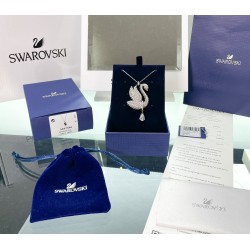 Swarovski Iconic Swan Pendant 5647546 Swan White Silver Necklace