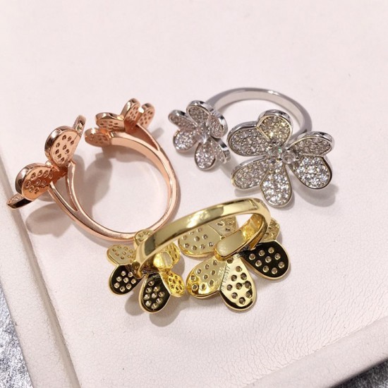 Van Cleef & Arpels Frivole Rose Gold VCA Rings/Silver/Gold Of 3 Colors