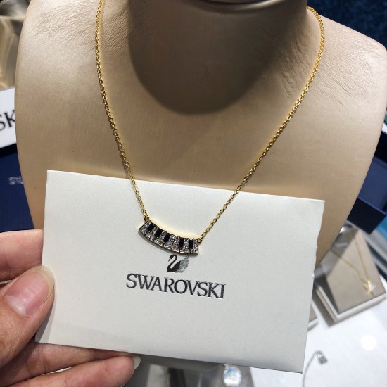 Swarovski Pleasant Necklace 5493366