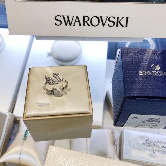 Swarovski Iconic Swan Ring 5215040