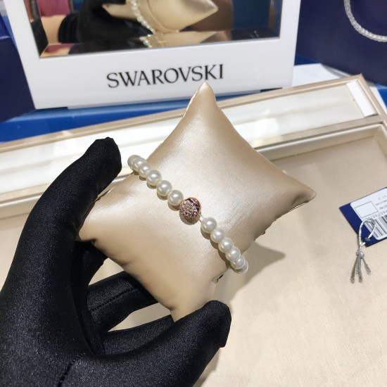 Swarovski Remix Collection Bracelet 5365746 17.7CM