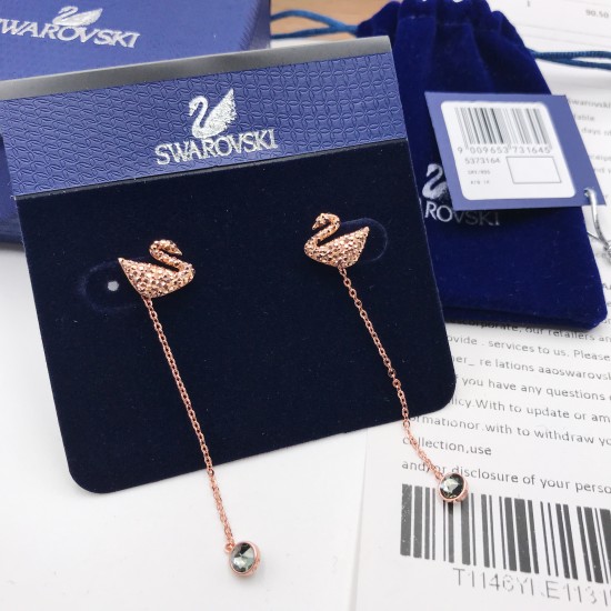 Swarovski Iconic Swan Earrings 5373164