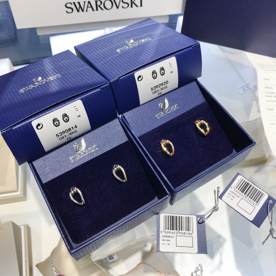 Swarovski Lifelong Hoop Earrings 5392920