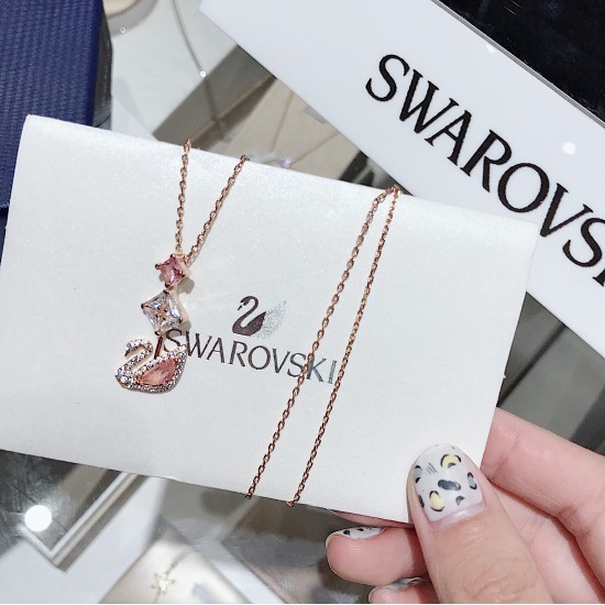 Swarovski Dazzling Swan Y Necklace 5473024