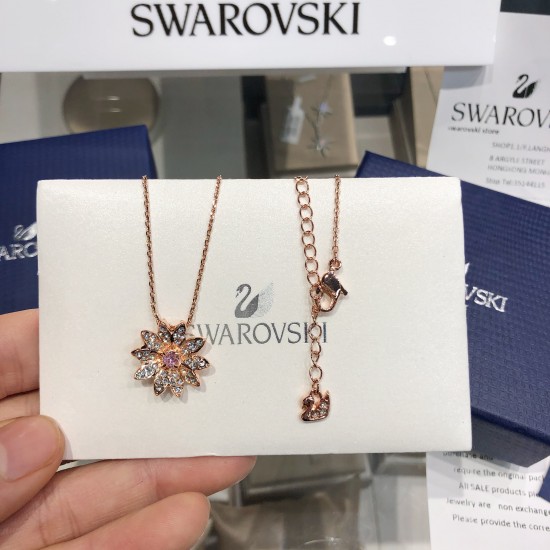 Swarovski Eternal Flower Pendant 5540973