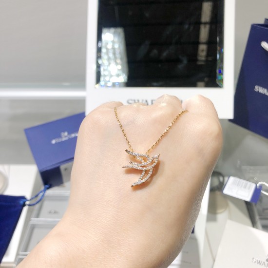 Swarovski Love Swallow Necklace 5562271