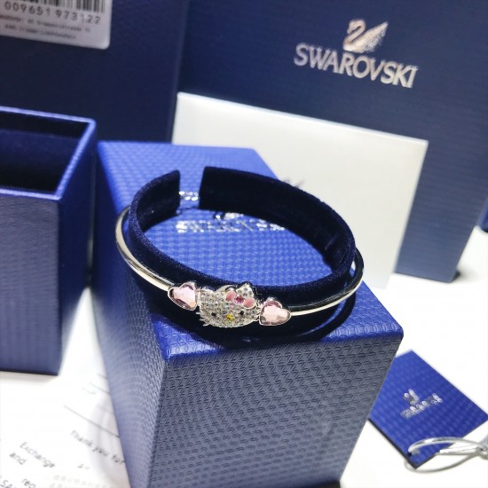 Swarovski Hello Kitty Heart Bangle 5197312 5.9CMx4CM