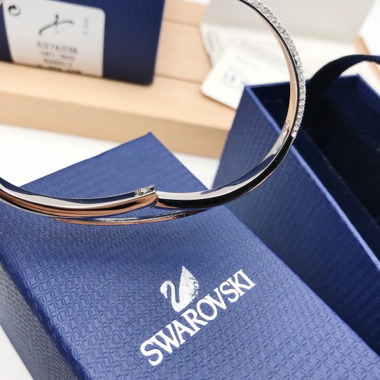 Swarovski Leslie Bangle 5376338