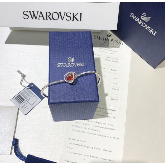 Swarovski Outstanding Set 5463761 5.9x4.5CM