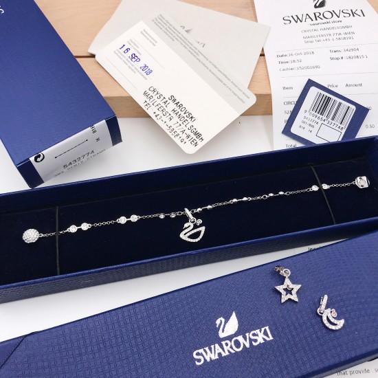 Swarovski Remix Collection Carrier Bracelet 5432774