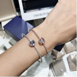 Swarovski Sparkling Dance Bangle 5515385