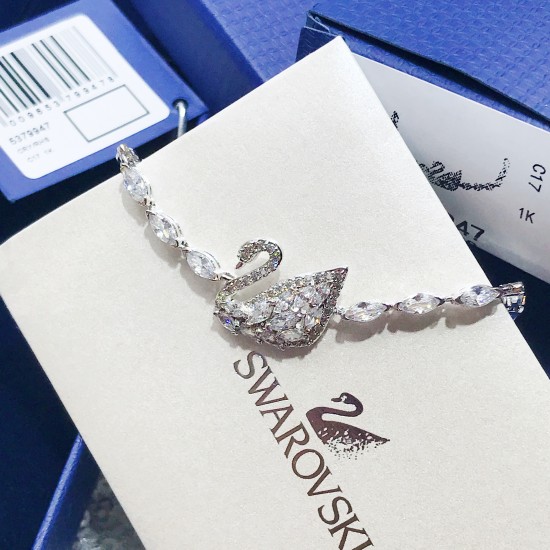 Swarovski Swan Lake Bracelet 5379947